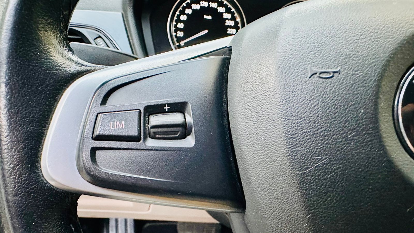 B12008 (16)