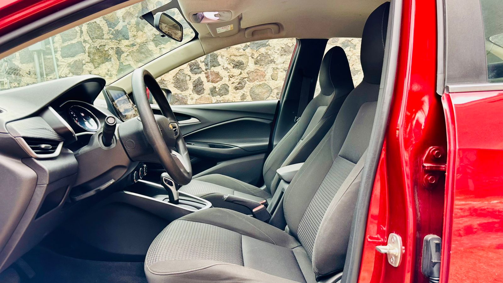 
								Chevrolet Onix LT 2023 full									