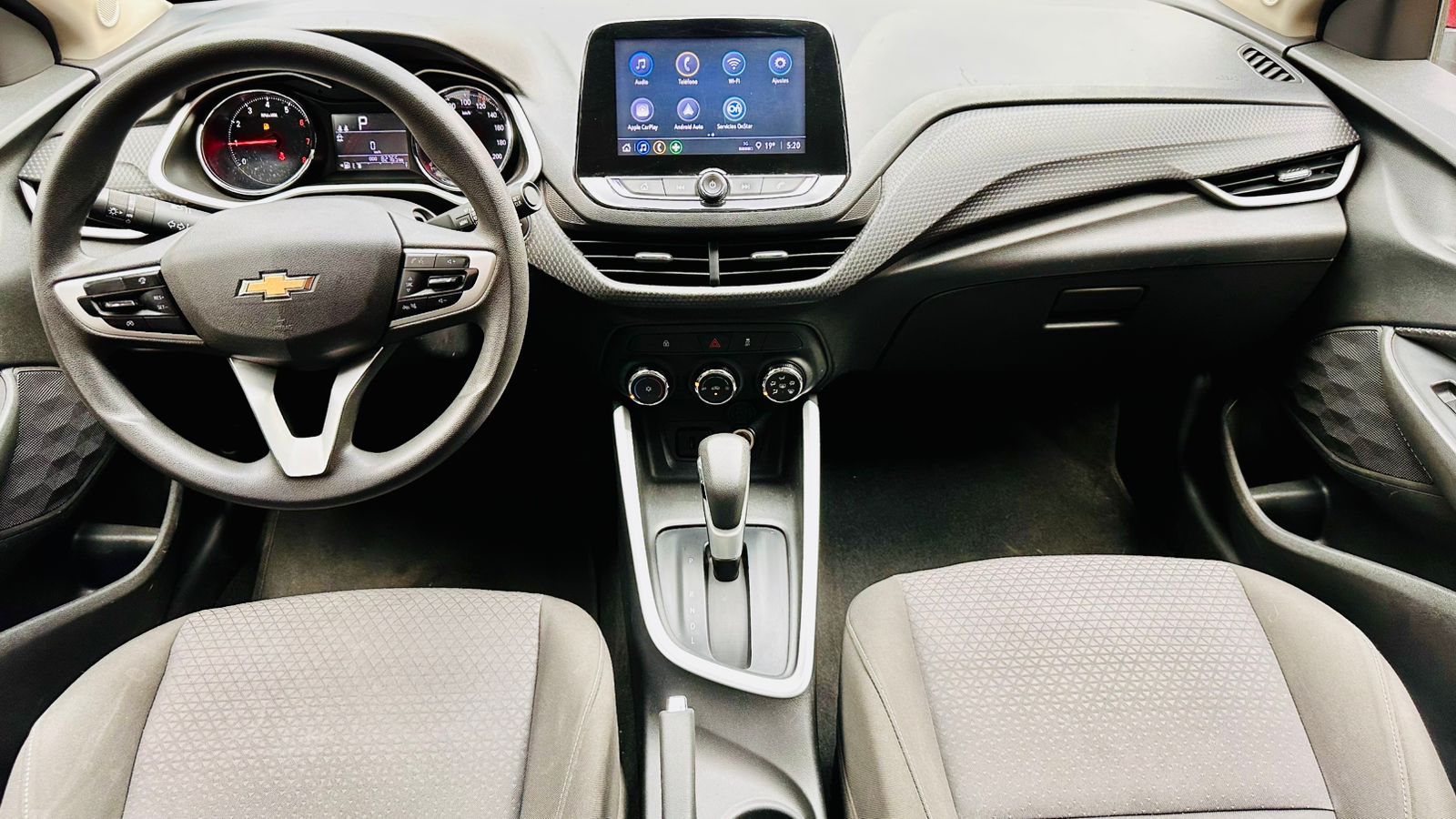 
								Chevrolet Onix LT 2023 full									