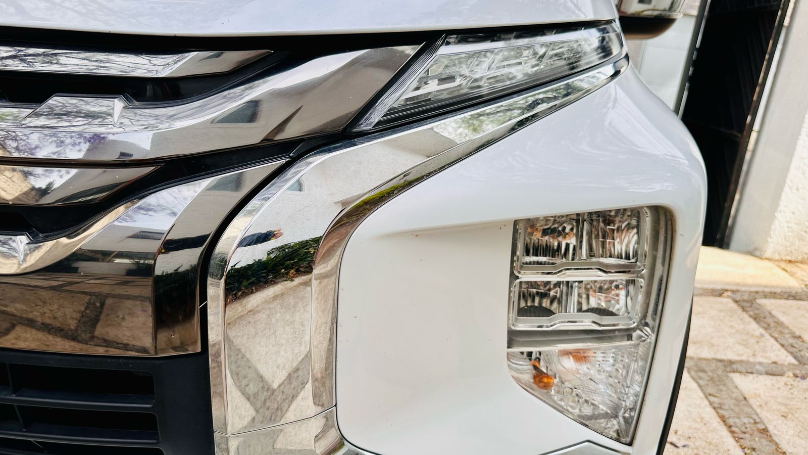 
								MITSUBISHI XPANDER CROSS LIMITED 2023 full									