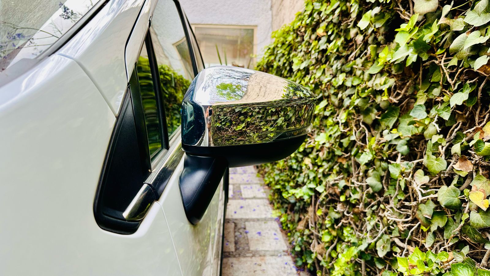 
								MITSUBISHI XPANDER CROSS LIMITED 2023 full									
