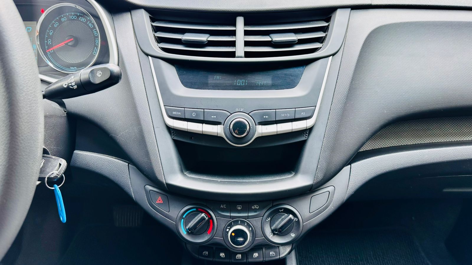 
								CHEVROLET AVEO LS 2023 full									